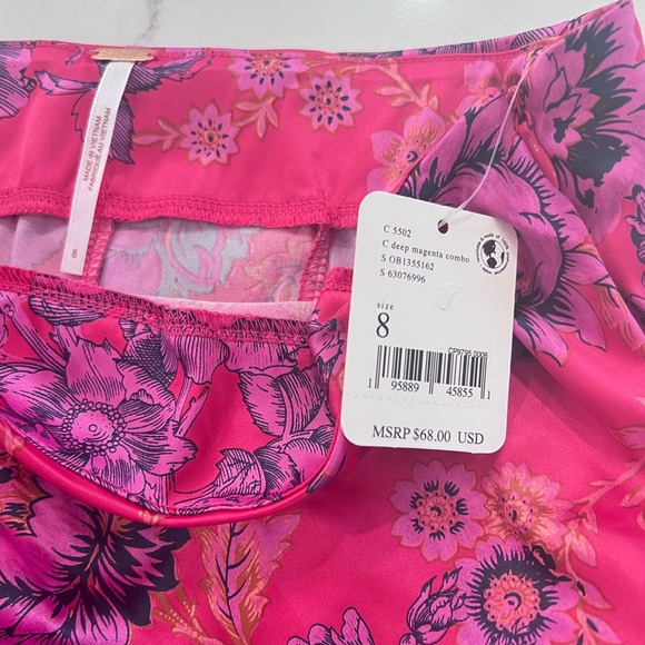 ✨ Free People Skirt - Picture 2 of 2